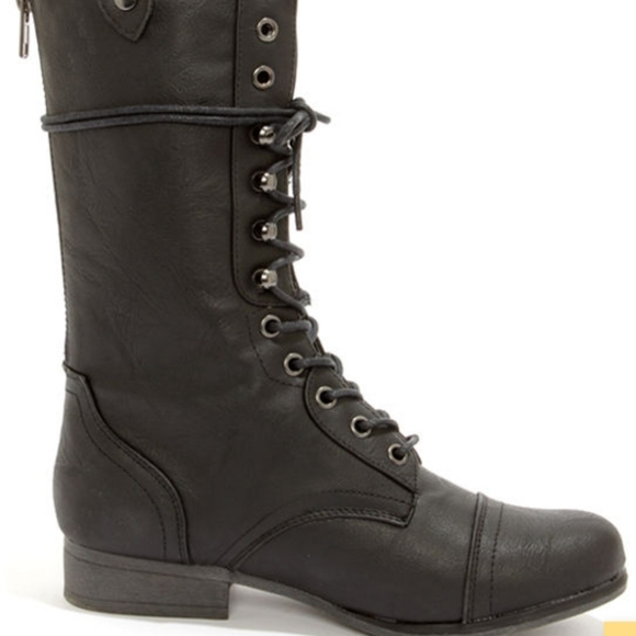 Madden Girl Shoes - Madden Girl Gamblez Black Pari Lace-Up Combat Boot